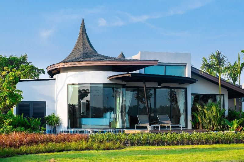 Na Tree Tara Riverside Resort image
