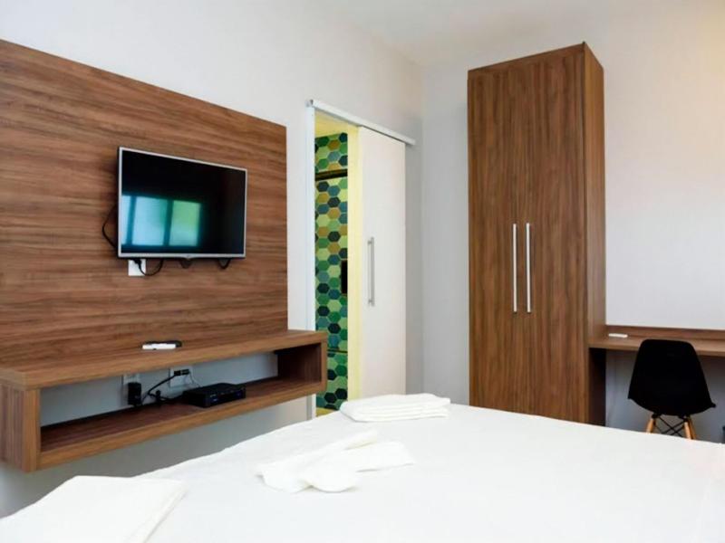 Icarai Suites image