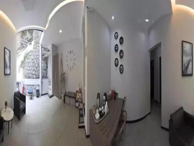 Icarai Suites image