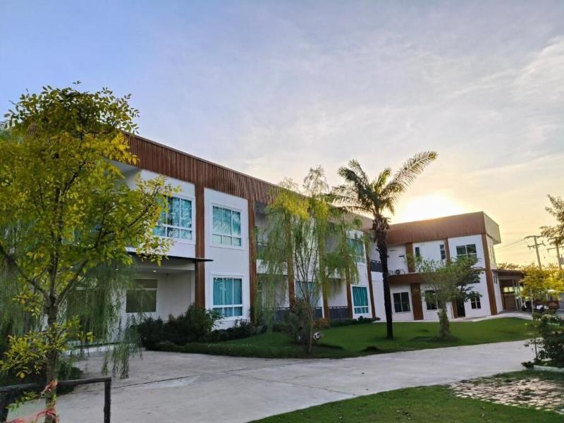Baan Suan Khunta Golf Resort