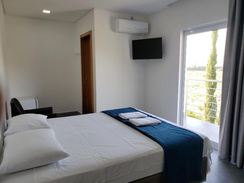 Hotel Conchas image