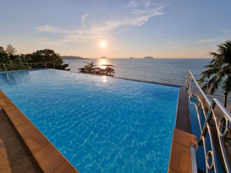 Mam Kai Bae Beach Resort image