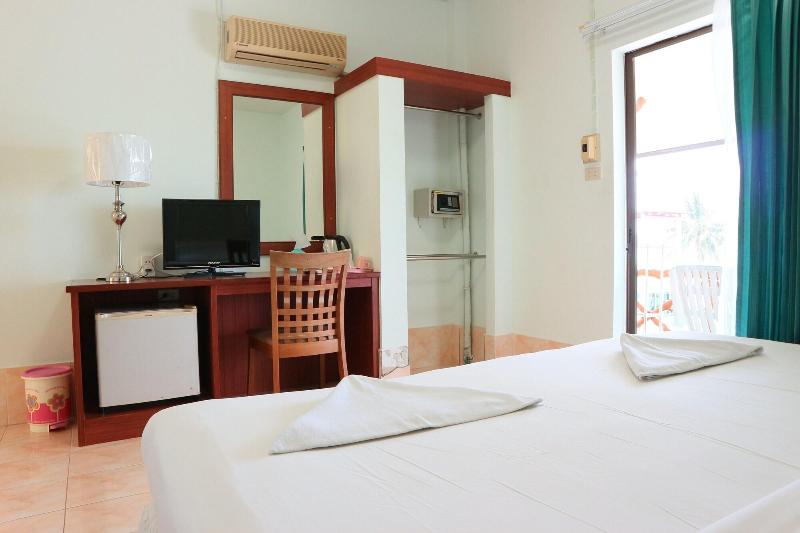 Mam Kai Bae Beach Resort image