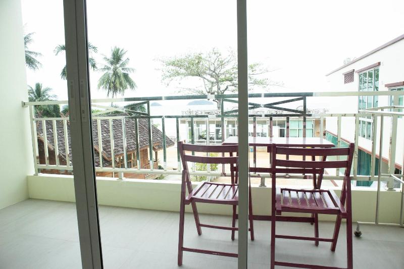 Mam Kai Bae Beach Resort image