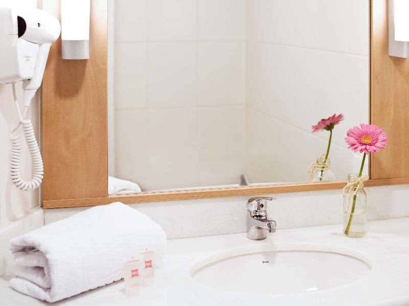 Ibis Novo Hamburgo image