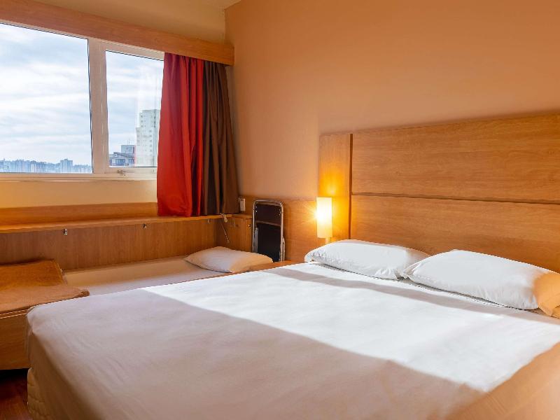 Ibis Novo Hamburgo image