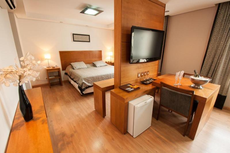 Hotel Jacques Georges Tower image