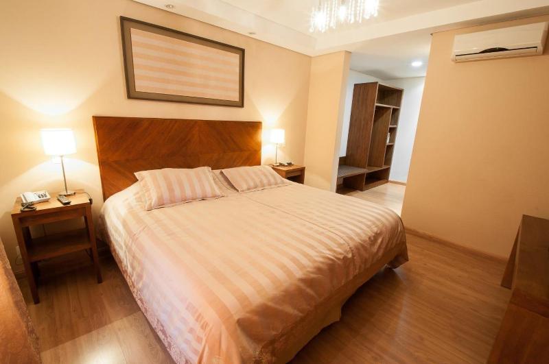 Hotel Jacques Georges Tower image