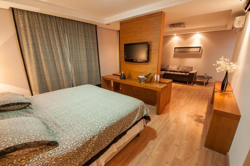 Hotel Jacques Georges Tower image