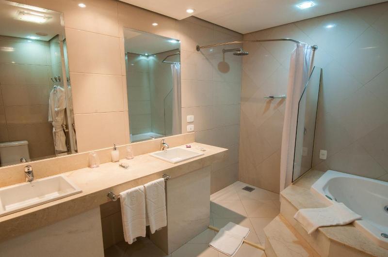 Hotel Jacques Georges Tower image