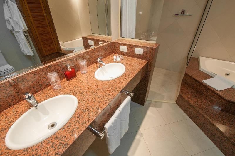 Hotel Jacques Georges Tower image