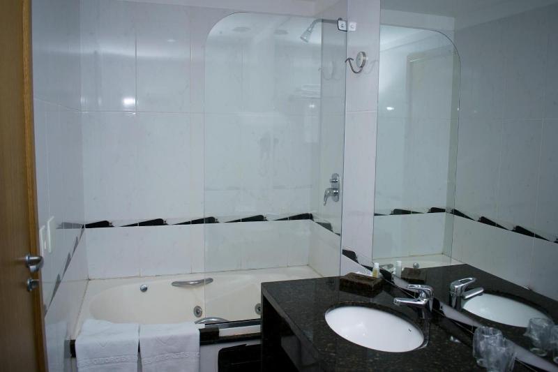 Hotel Jacques Georges Tower image