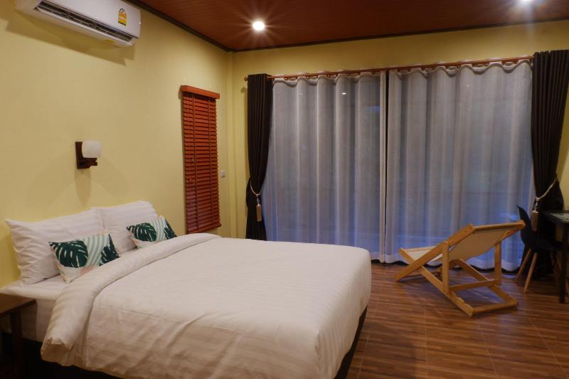 The Bliss Khao Sok Boutique Lodge image
