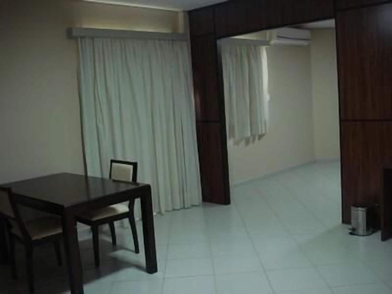 Flamboyant Suite Hotel image