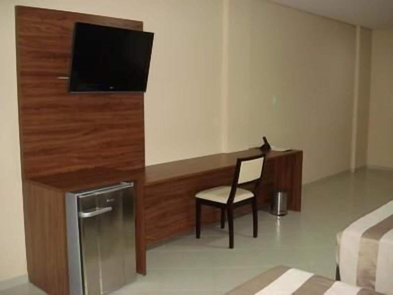 Flamboyant Suite Hotel image