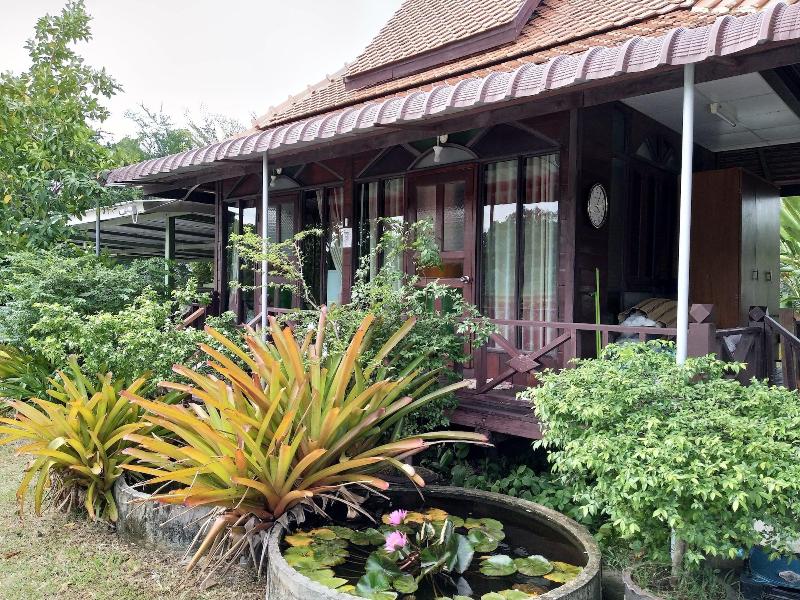 Sarocha Resort Rayong image