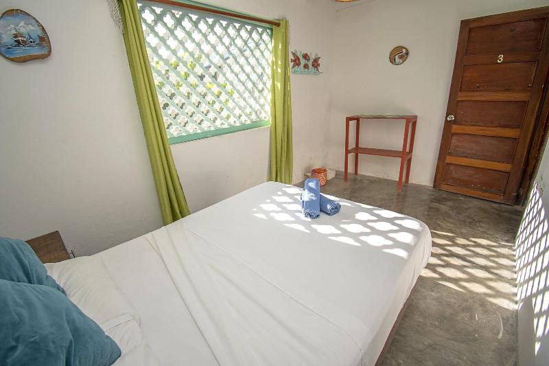 Isla Tijereto image