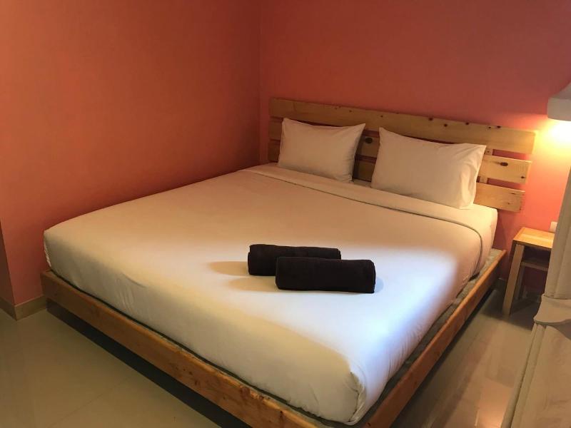 Rest Time Hotel image