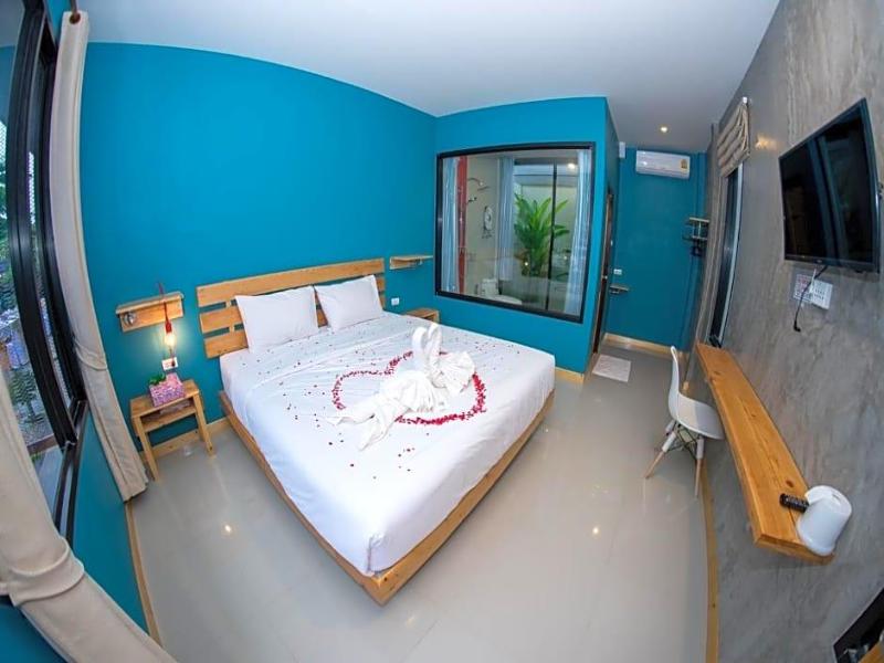 Rest Time Hotel image