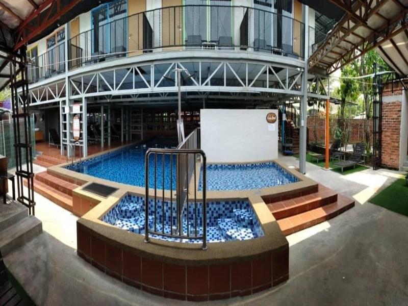 Rick Resort Teluk Intan
