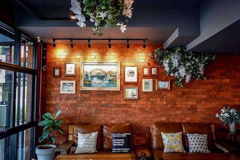 Canvas Family Home image
