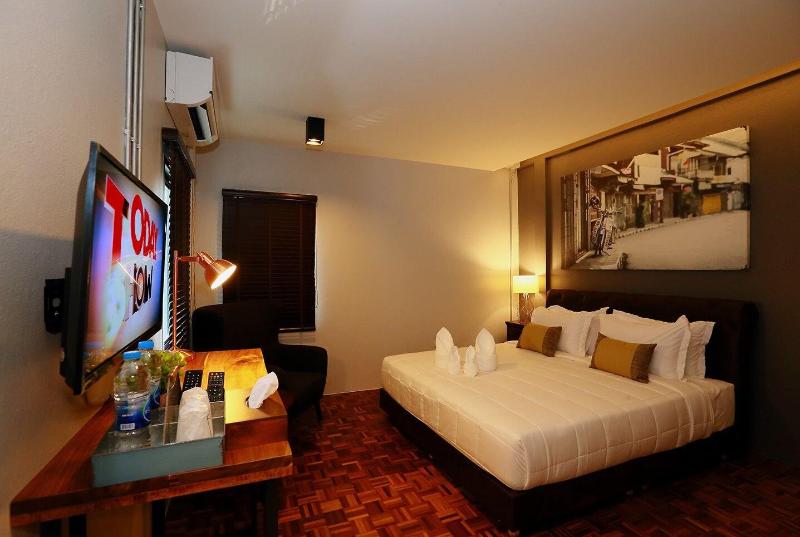 Canvas Family Home image