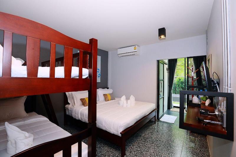 Canvas Family Home image