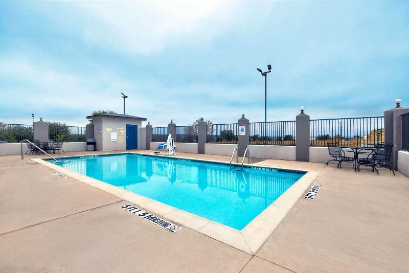 Motel 6 Marble Falls, Tx image