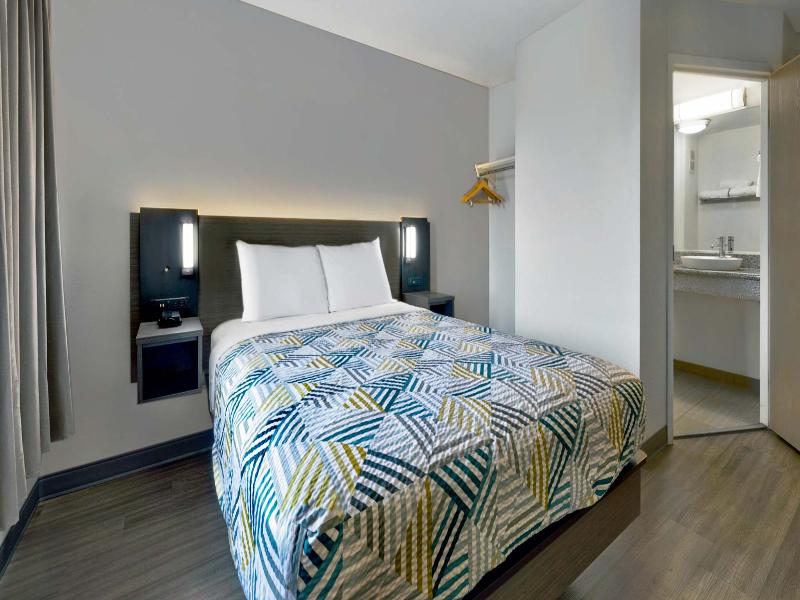 Motel 6 Marble Falls, Tx image