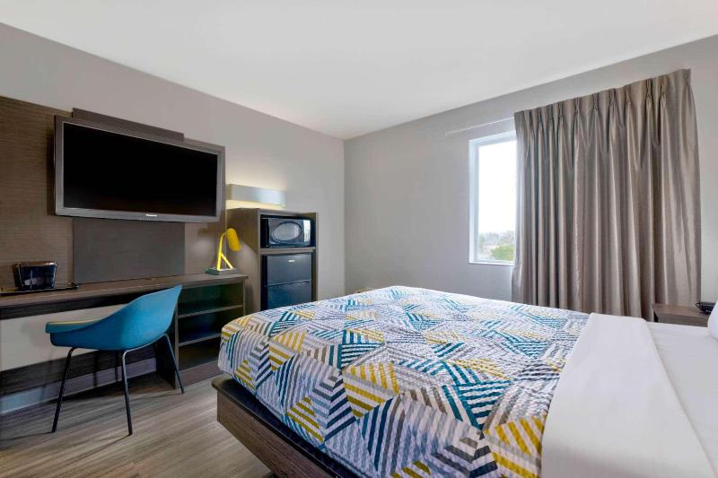 Motel 6 Marble Falls, Tx image