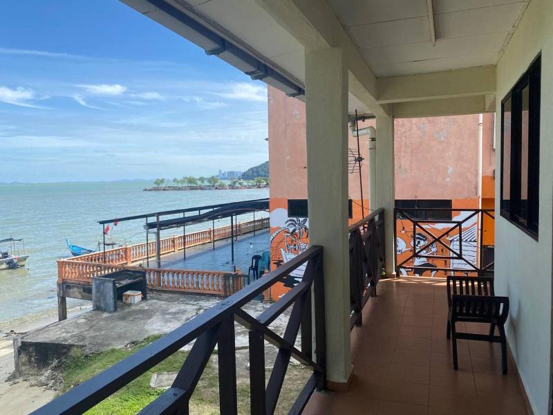 Hotel & Chalet Sportfishing PNK Teluk Bahang image