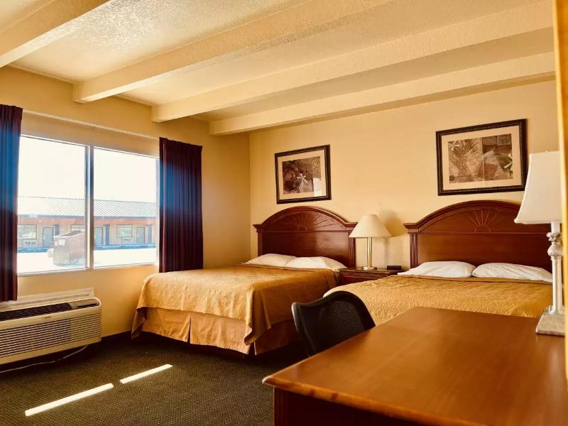 Econo Lodge Del Rio image