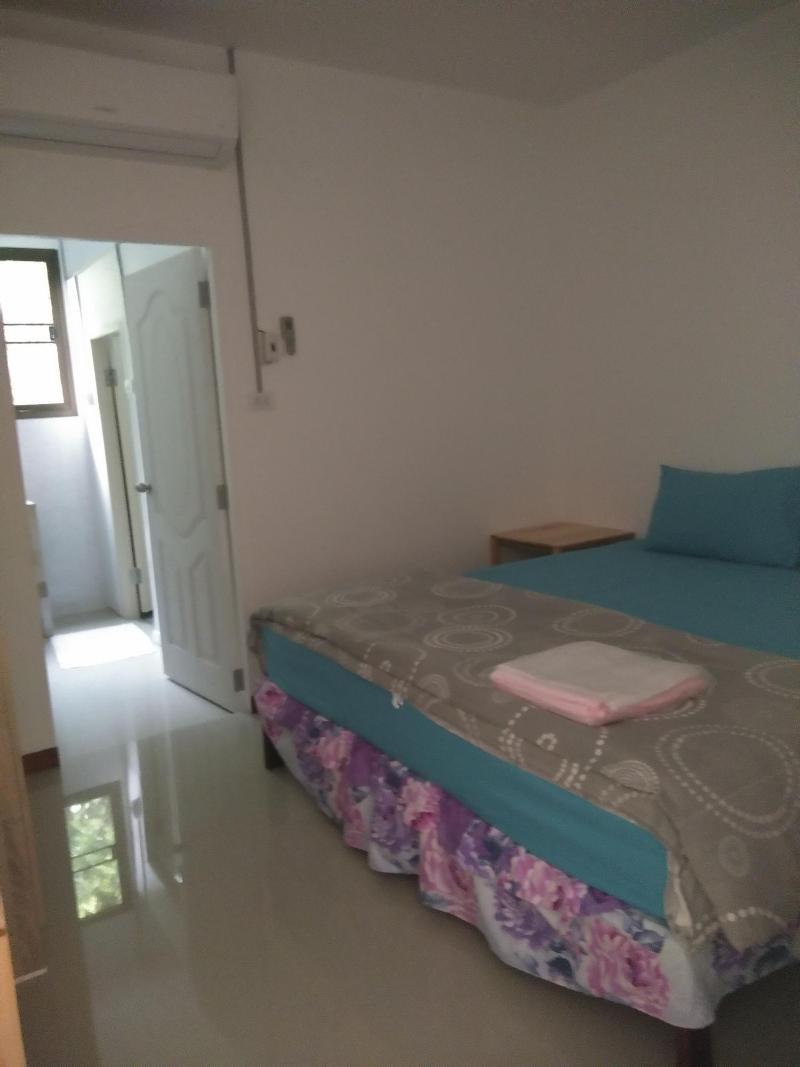 Chomlay Restaurant & Room for Rent image