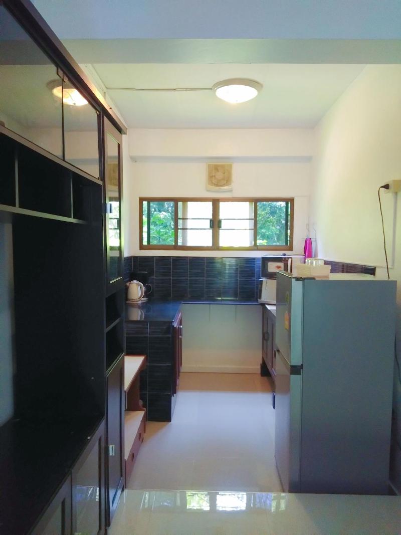 Chomlay Restaurant & Room for Rent image