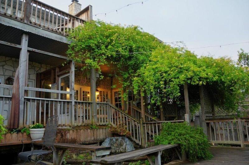 Equinox Inn At Biscuit Hill