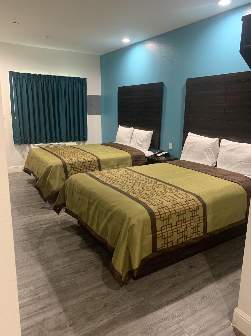 Lotus Inn image