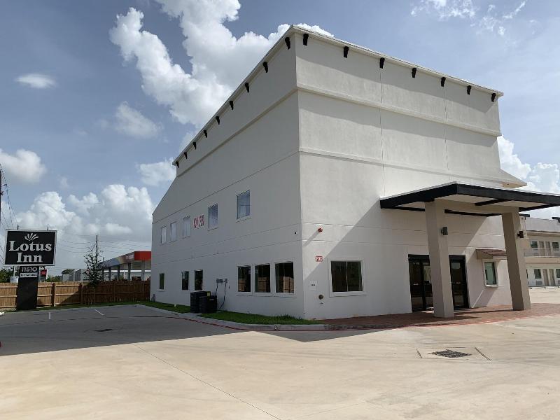Lotus Inn image