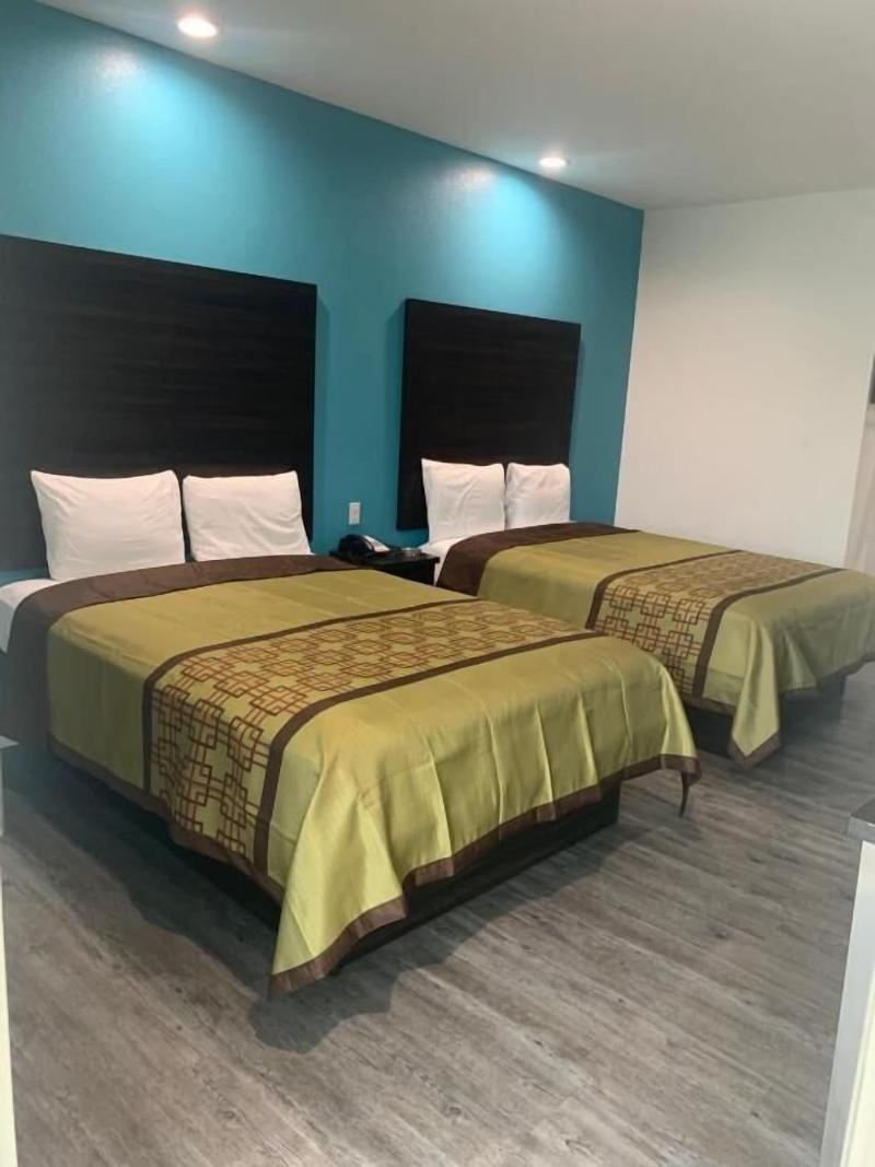 Lotus Inn image