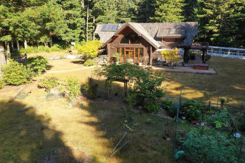Redwood Log Cabin image