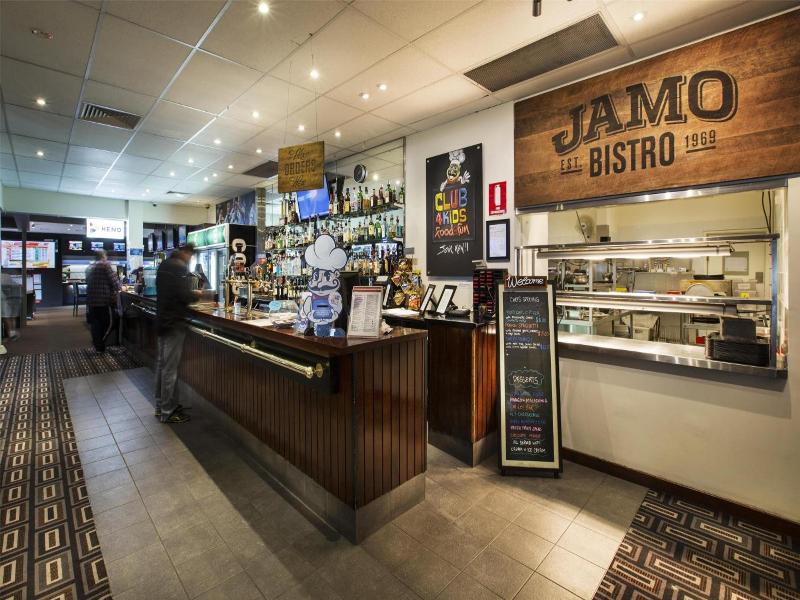 Nightcap At Jamison Hotel image