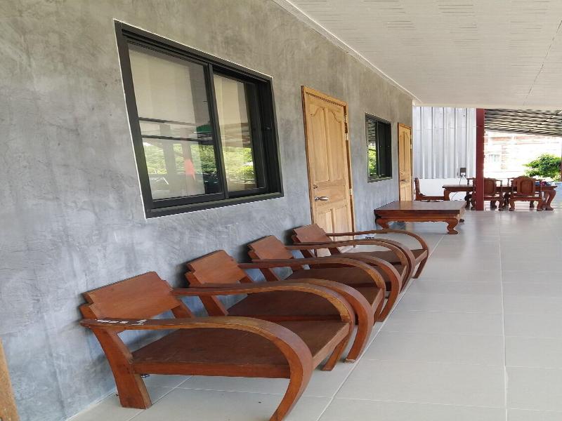 Baan Saun Homestay By Lamyai Khunmae