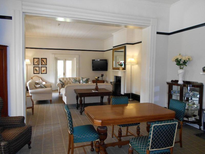 Fitzroy Inn Historic Retreat image
