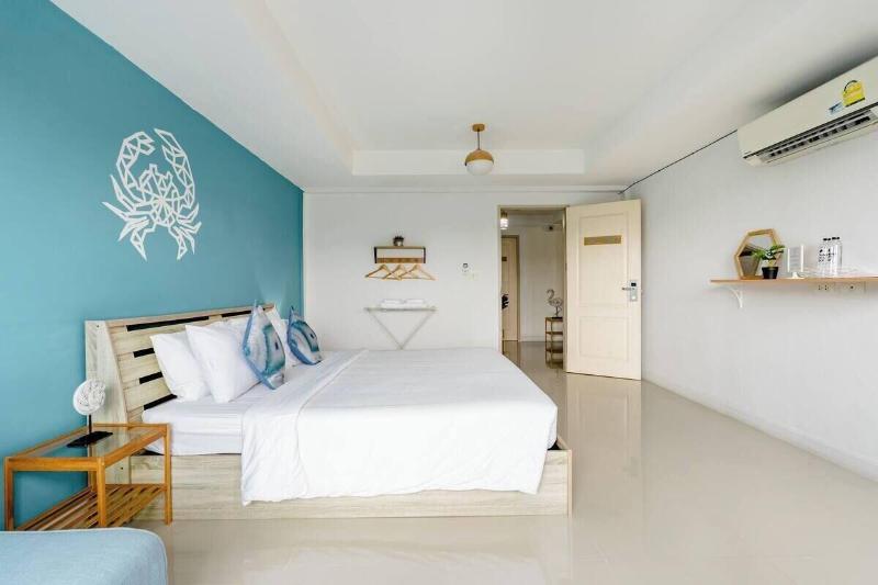 Turtle Rooms image