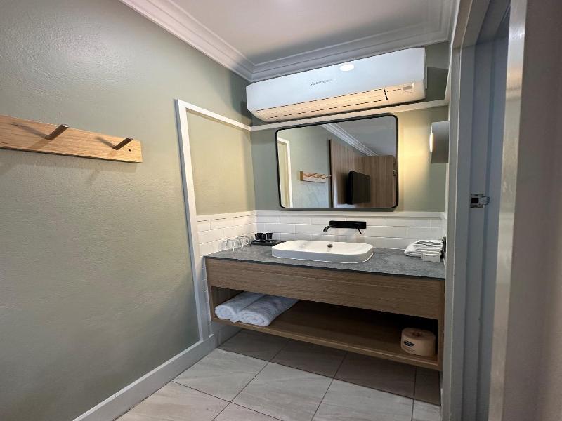 Royal Hotel Moree image
