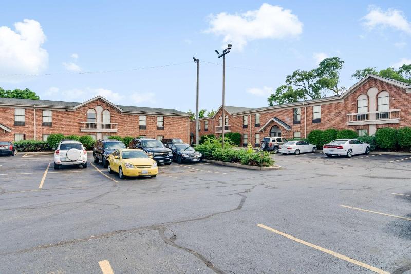 Motel 6 Waukegan, Il image