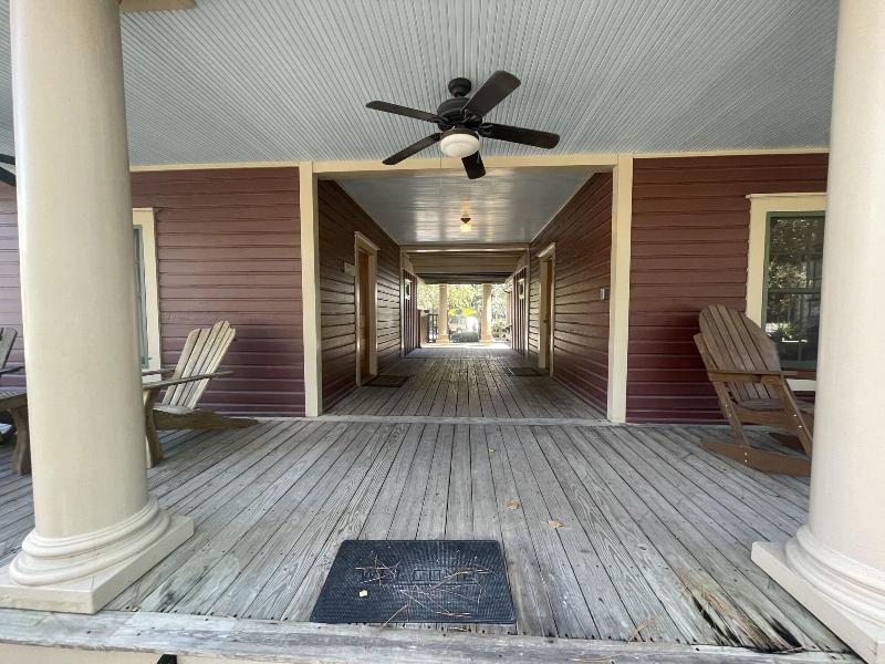 Hibiscus Coffee & Guesthouse image