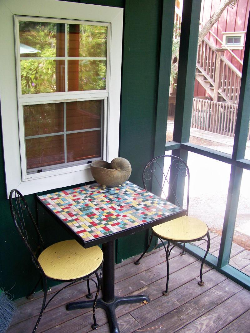 Hibiscus Coffee & Guesthouse image