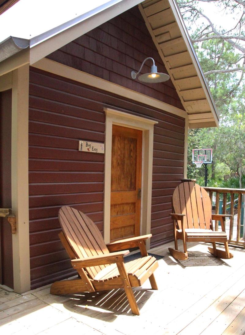 Hibiscus Coffee & Guesthouse image