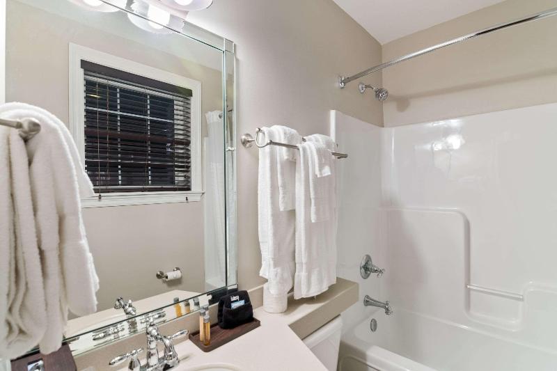 The Port Inn and Cottages, Ascend Hotel Collection image