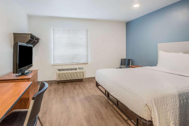 Woodspring Suites Tallahassee Northwest image